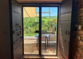 Casa & Glamping Sorriso in Umbrie, Italie terras Casa & Glamping Sorriso 30pluskids