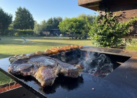 Le Guinot in de Dordogne, Frankrijk BBQ Gîtes &Table d'hôte Le Guinot 30pluskids