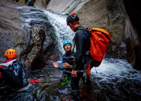 Canigou outdoor op camping Le Rotja in de Pyrenees-Orientales, Frankrijk CANY - Llech - fotowaterval Canigou Outdoor op Camping Le Rotja 30pluskids