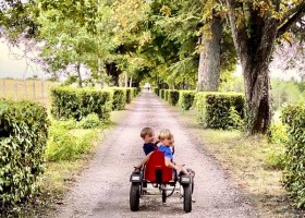 Domaine Bessiere in de Lot-et-Garonne, Frankrijk skelteren Domaine Bessière 30pluskids