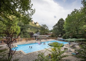 Camping Huttopia Gorges Du Tarn, Frankrijk zwembad Camping Huttopia Gorges du Tarn 30pluskids