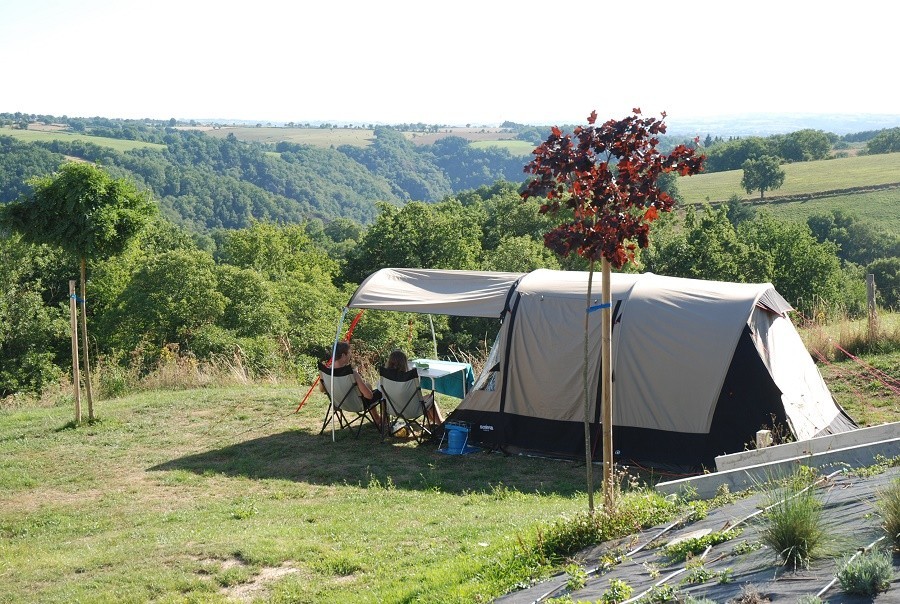 le clapas in de aveyron midi pyrenees frankrijk tenten - 30pluskids