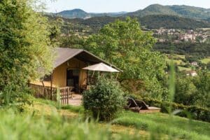 Glamping tent met prachtig uitzicht