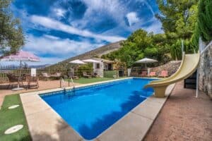 Heerlijk zwembad bij kleinschalig vakantiepark in Andalusie