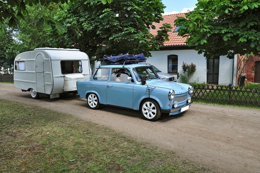 blog db online marketing op vakantie met kinderen caravanverzekering - 30pluskids