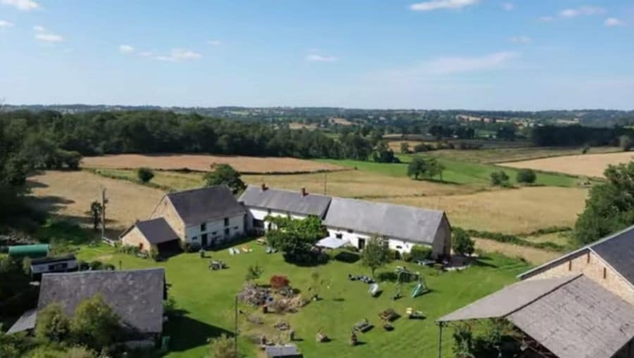 camping champeaux in de auvergne frankrijk overzicht - 30pluskids