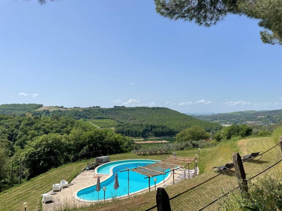 casa glamping sorriso in umbrie italie zwembad 5 - 30pluskids