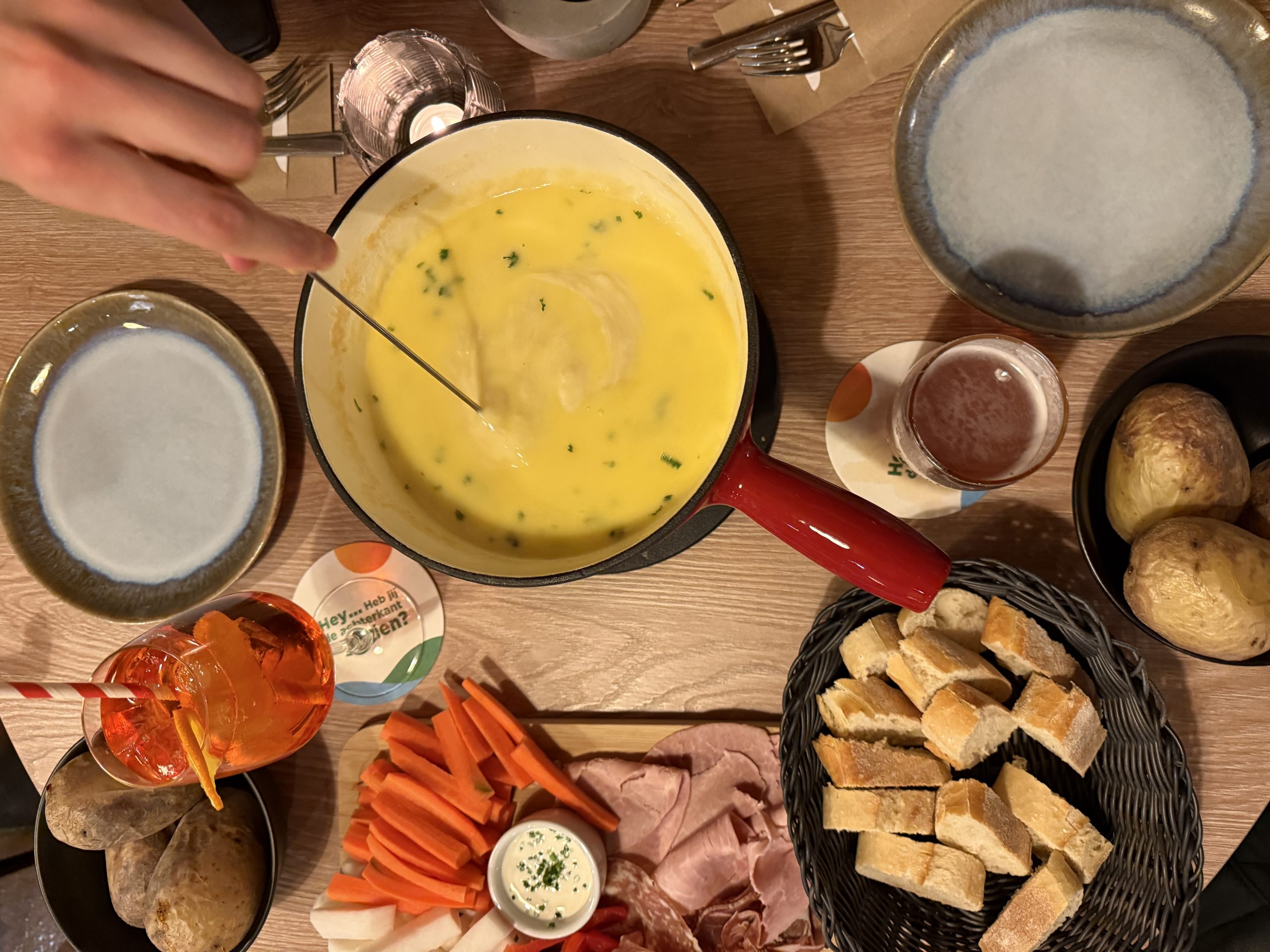 Kaasfondue bij RCN Belledonne Alpe d'Huez