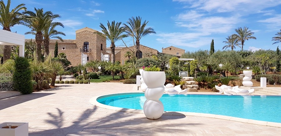 op sicilie italie borgo zwembad torentje - 30pluskids