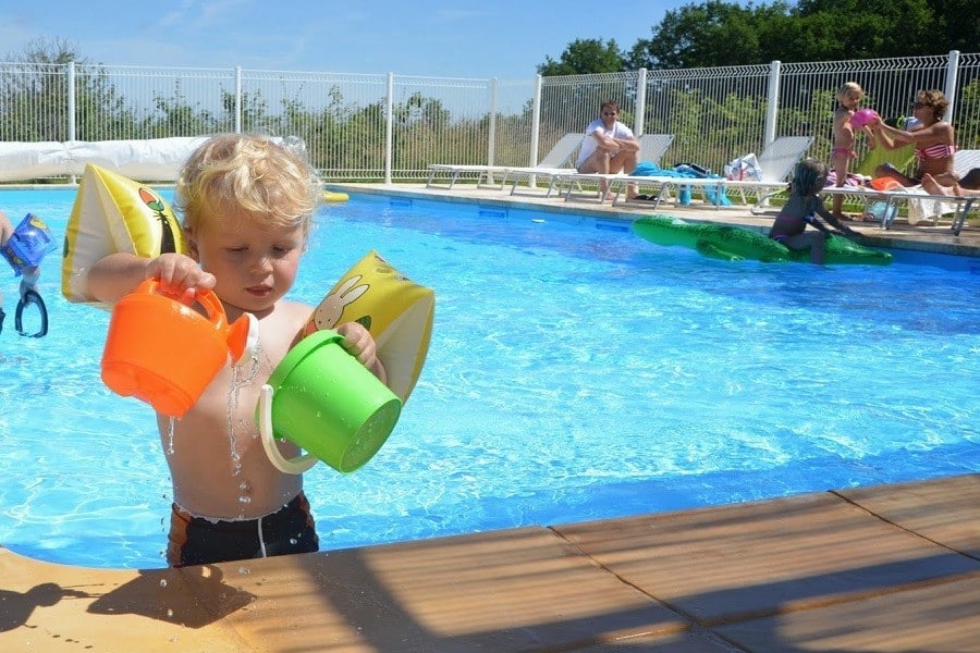 place de la famille in de dordogne frankrijk faciliteiten zwembadjpg - 30pluskids