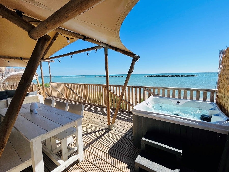 villa alwin beach resort in cupra marittima italie tent met uitzicht - 30pluskids