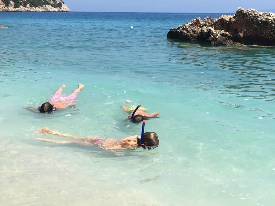 yuri eef en isa snorkelen - 30pluskids