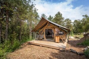 Trappeur tent op Huttopia Barcelona Pirineos