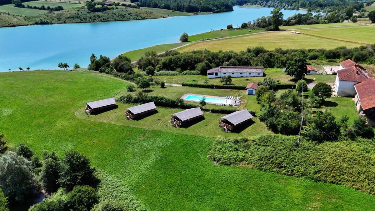 Domaine La Barbe in de Gers, Zuid-Frankrijk van bovenaf gezien