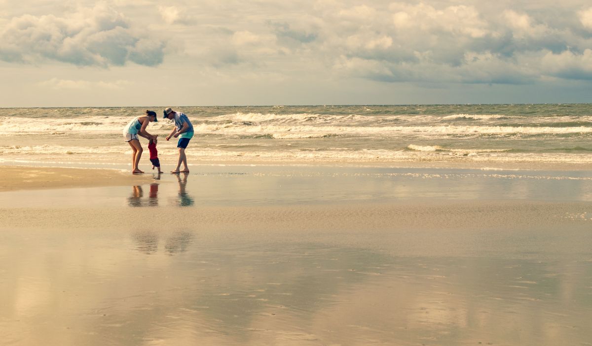 Een dagje strand met het gezin pexels hilaryh 8892572