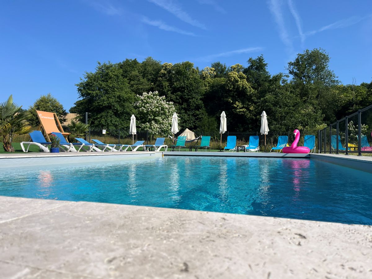 La saucisserie in de dordogne frankrijk verwarmd zwembad