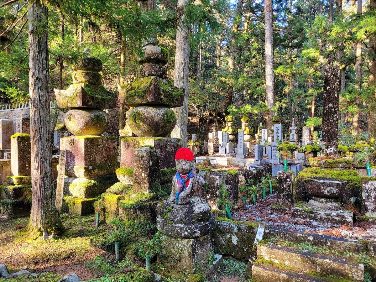 Van verre japan in 2 weken per trein mount koya koyasan